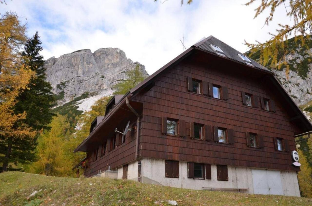 Hotel Erjavceva Mountain Hut At Vrsic Pass Kranjska Gora Exterior foto