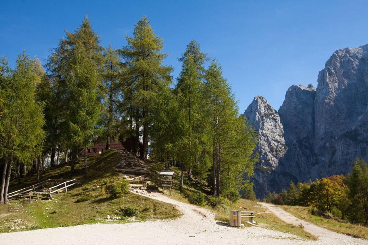 Hotel Erjavceva Mountain Hut At Vrsic Pass Kranjska Gora Exterior foto