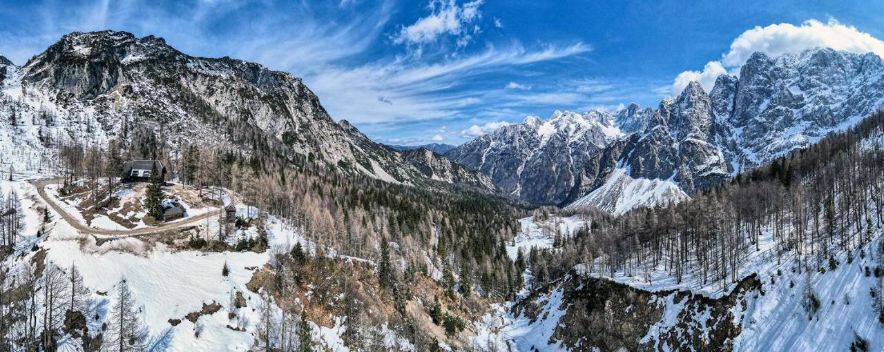 Hotel Erjavceva Mountain Hut At Vrsic Pass Kranjska Gora Exterior foto